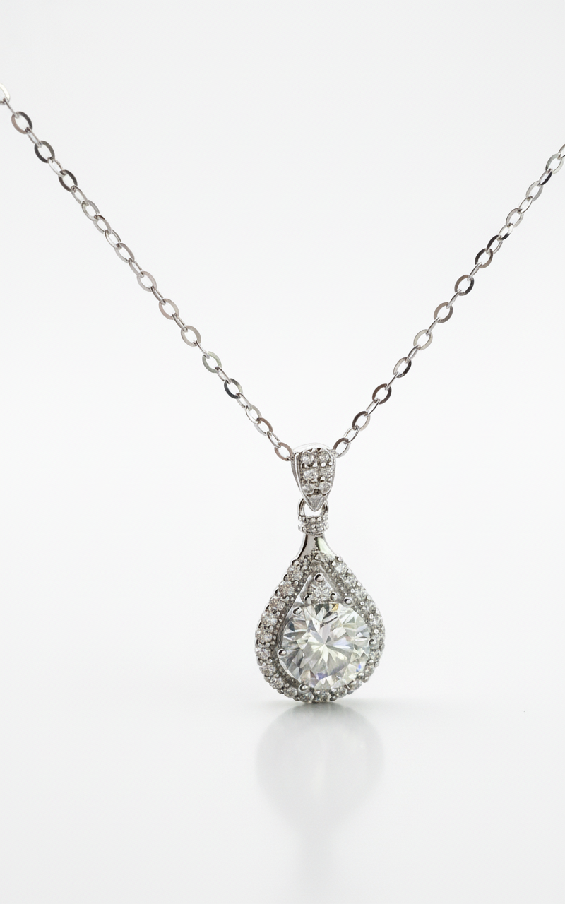 Fifth Avenue Halo Drop Pendant