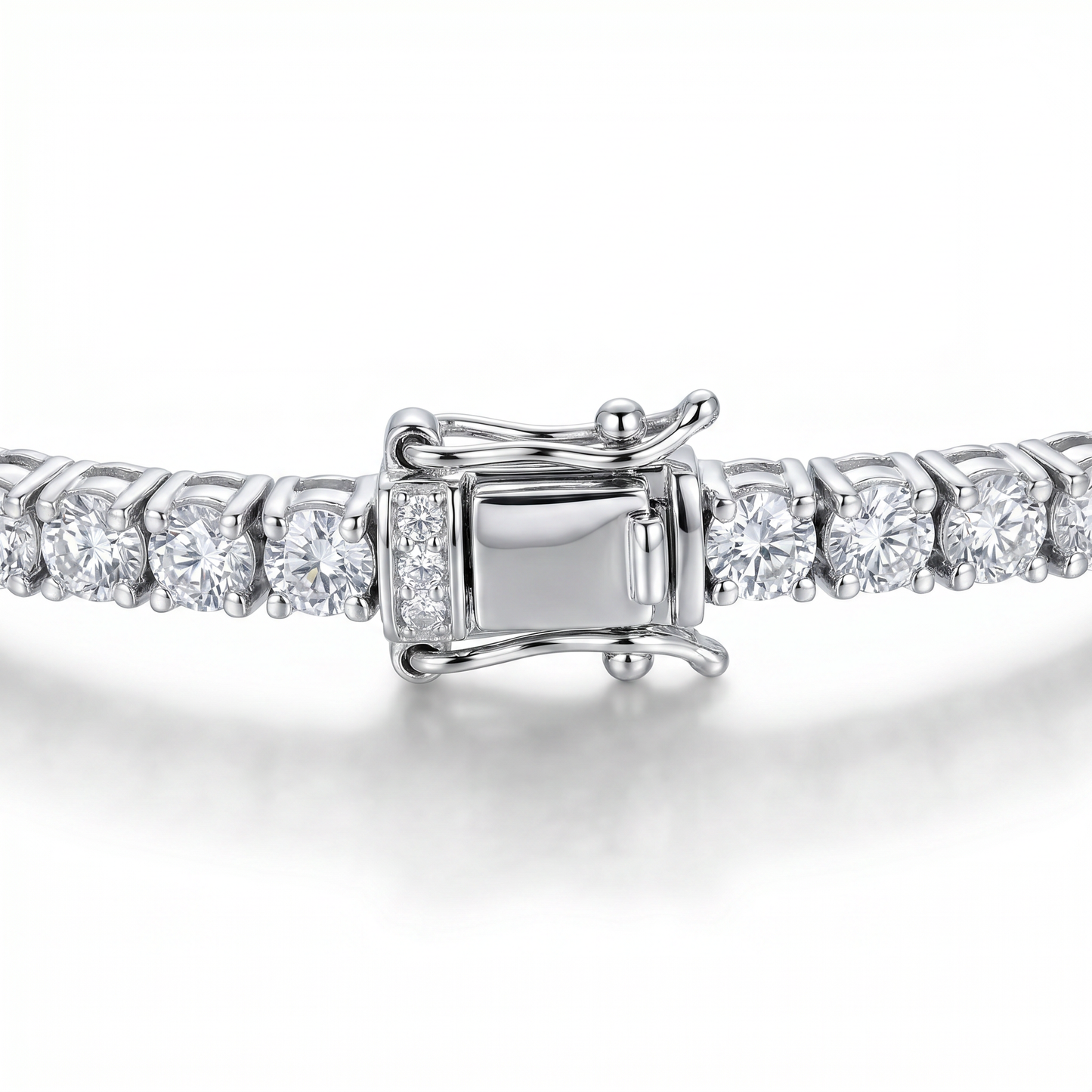 SoHo Ice Line Moissanite Tennis Chain
